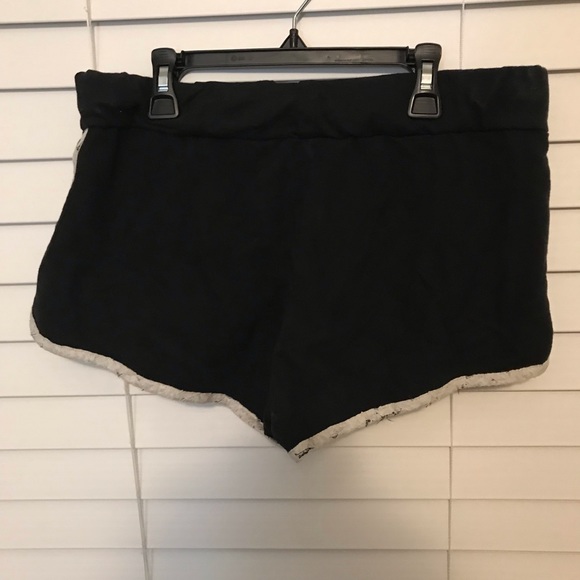 💜💜TRADED💜💜 - Picture 2 of 3